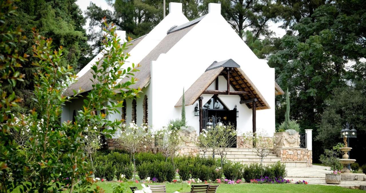 Toadbury Hall Country Hotel Johannesburg Exteriör bild